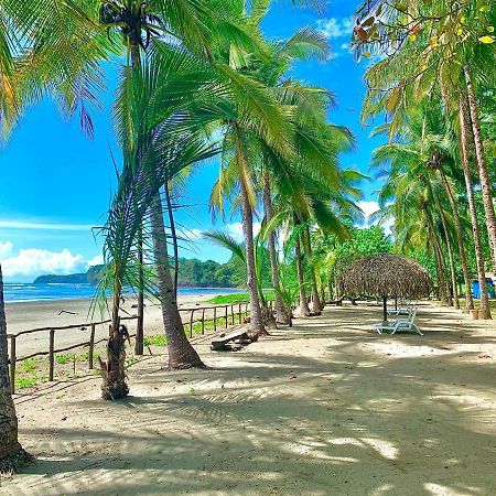 Hotel Oasis & Surf Camp Santa Catalina Bagian luar foto