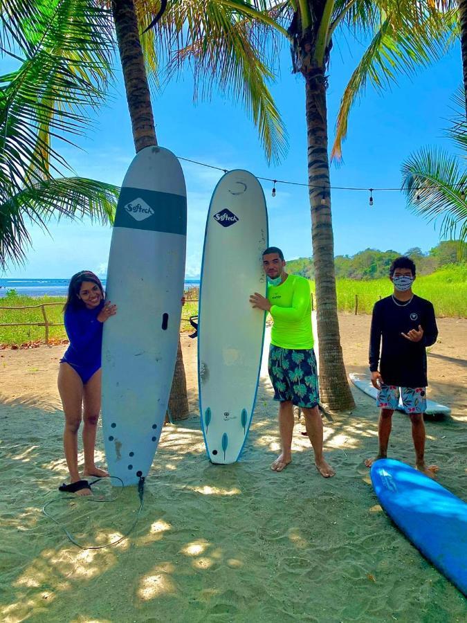 Hotel Oasis & Surf Camp Santa Catalina Bagian luar foto