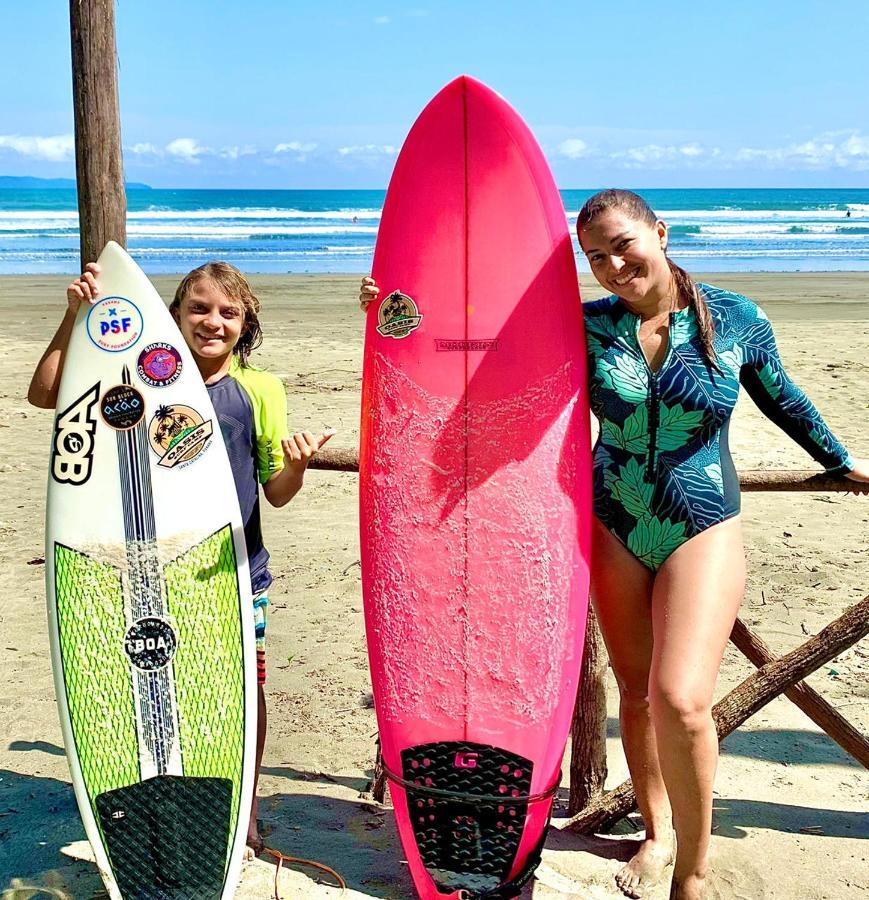 Hotel Oasis & Surf Camp Santa Catalina Bagian luar foto