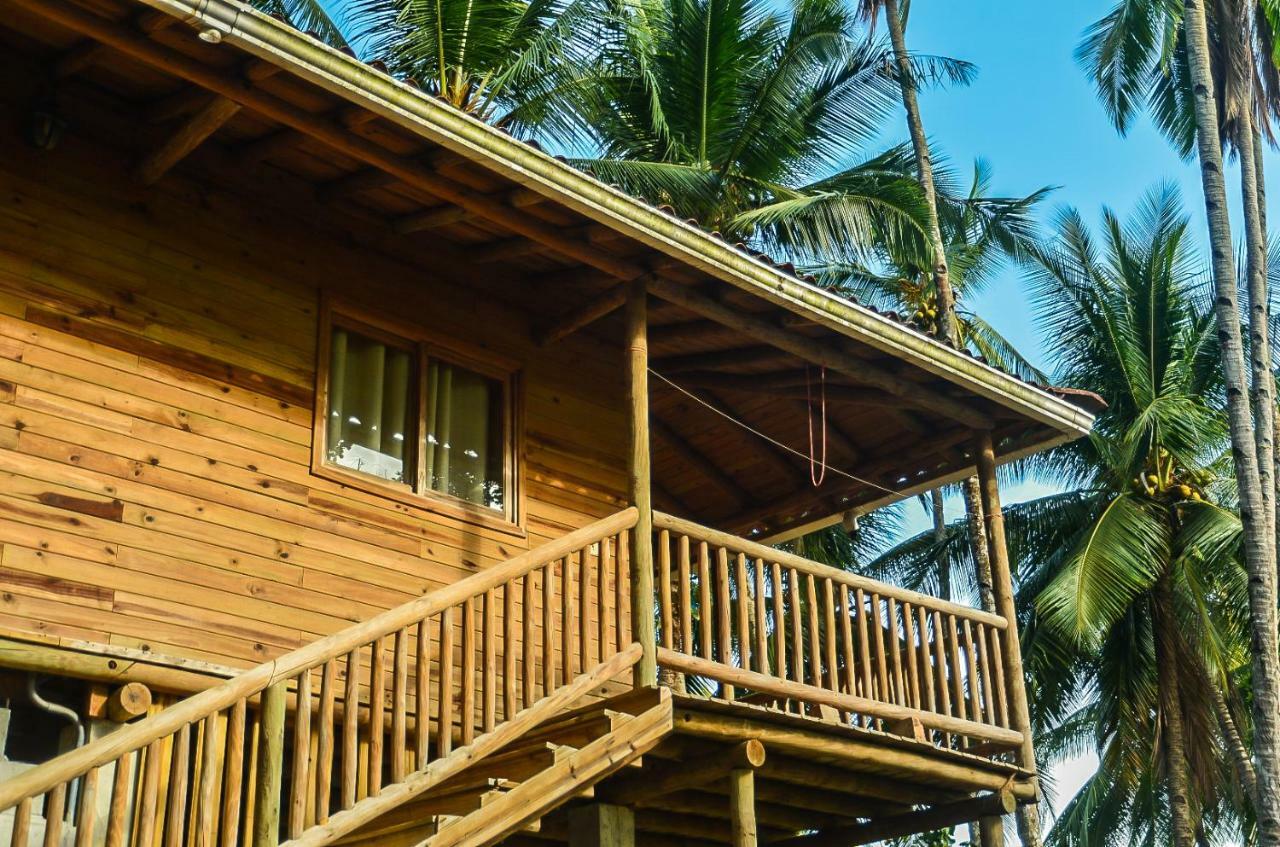 Hotel Oasis & Surf Camp Santa Catalina Bagian luar foto